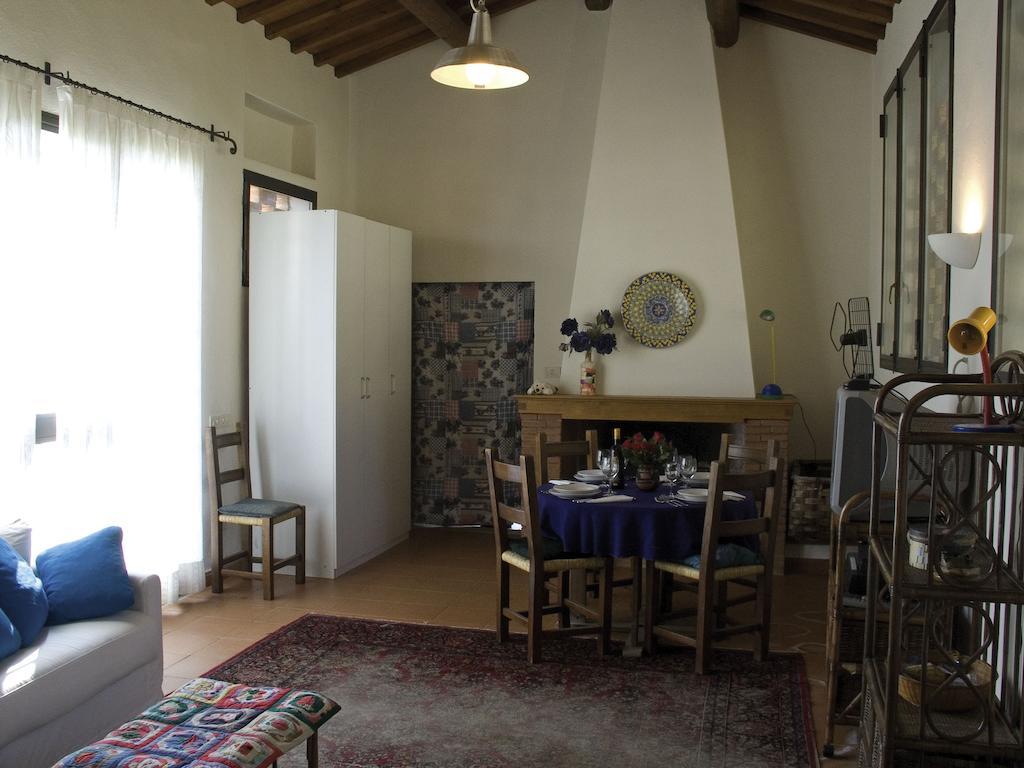 バーニョ・ア・リポリ Casignano Bed & Breakfast エクステリア 写真